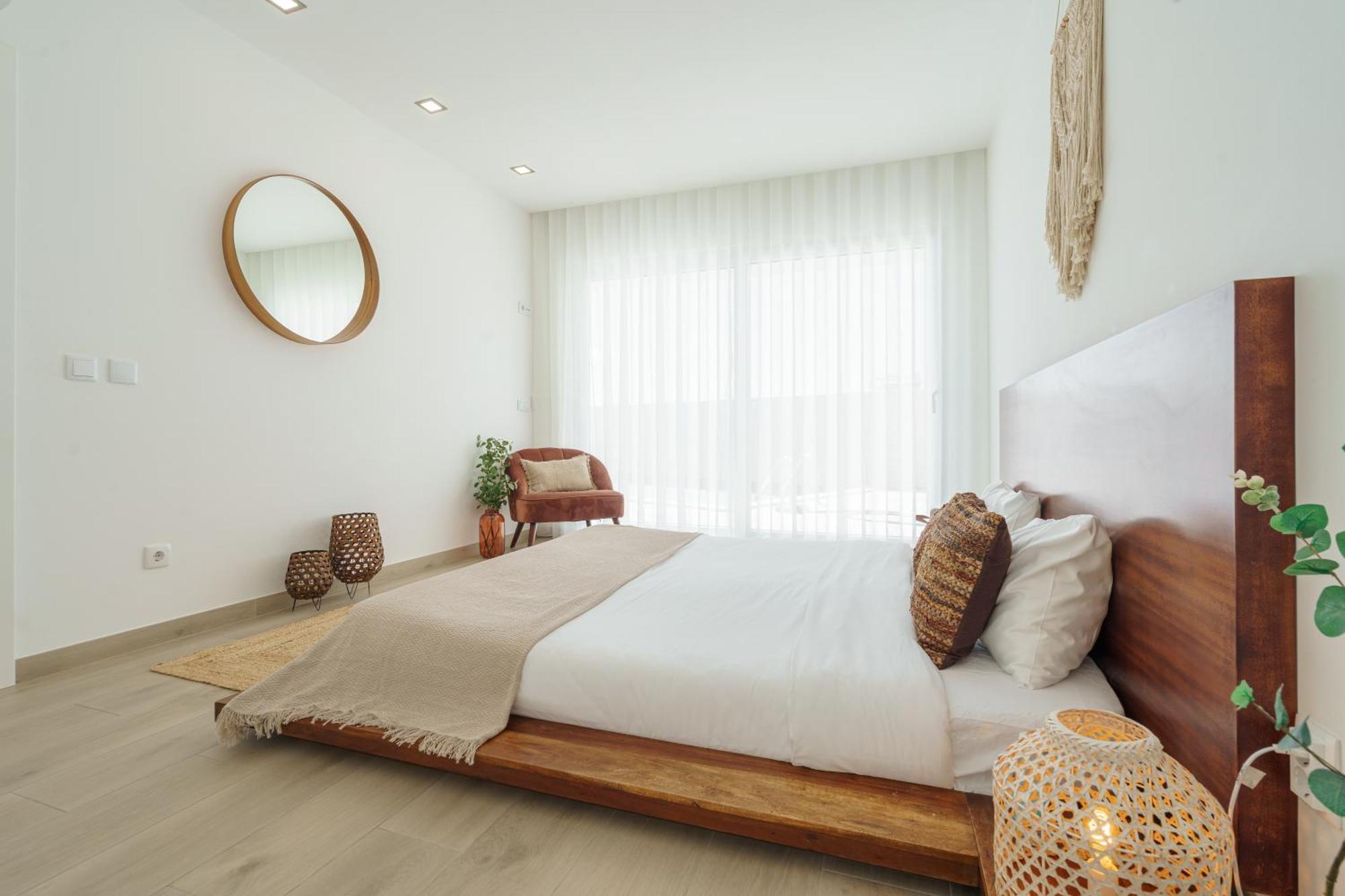Beach Villa With Ocean View Луриня Екстериор снимка