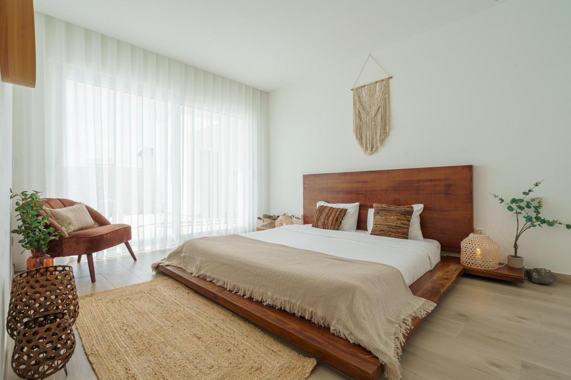 Beach Villa With Ocean View Луриня Екстериор снимка