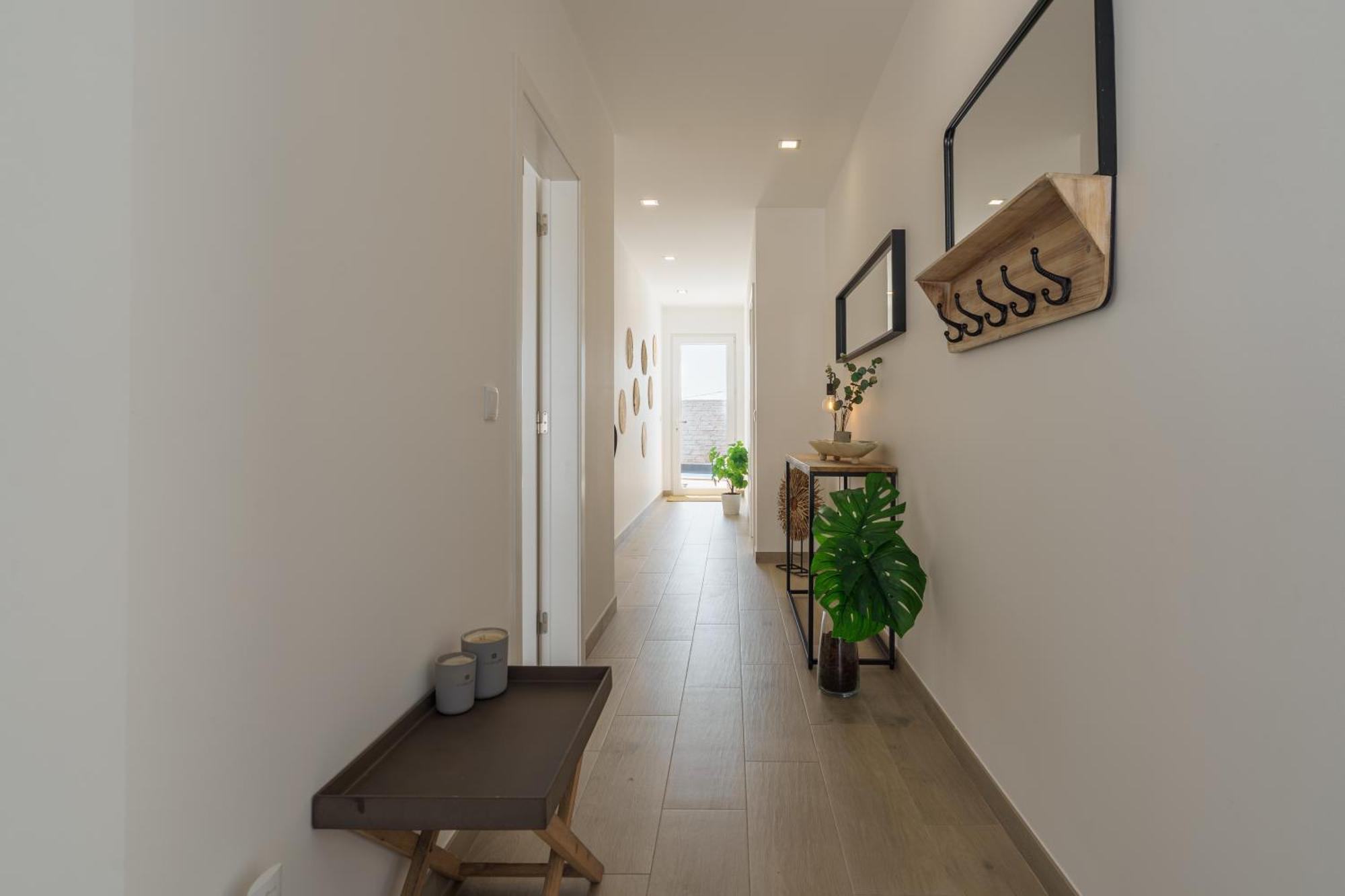 Beach Villa With Ocean View Луриня Екстериор снимка